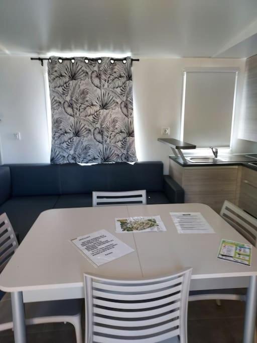 Calvi Mobil-Home Neuf Particulier Sur Camping Люмио Екстериор снимка